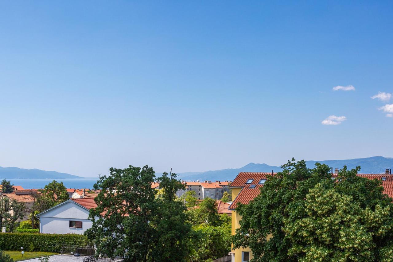 Kvarner Bay 4* - Apartments 1 & 3 Rijeka Buitenkant foto